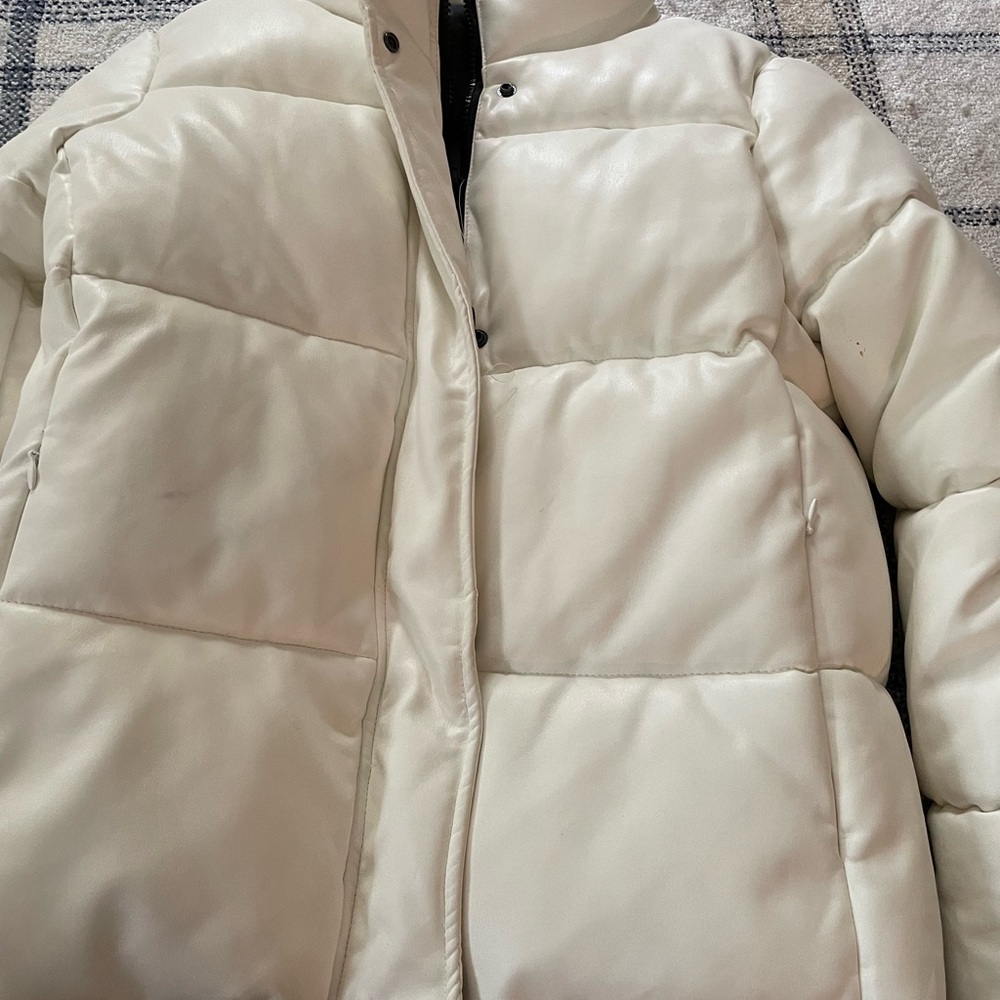 Marc New York Cream Puffer Jacket with Quilted Design